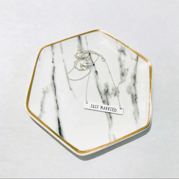 JUST MARRIED ENGRAVED ANTQUE SILVER BAR BRIDAL 9” - Picture 5 of 7